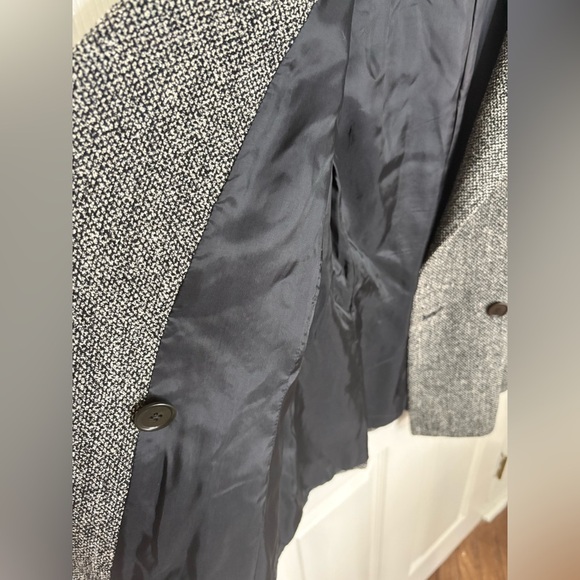 MaxMara Tweed Virgin Wool Blazer | Italian Luxury | Size 6 - Picture 10 of 13